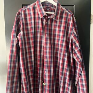 UNTUCKit Men's Red and Blue Checkered Shirt